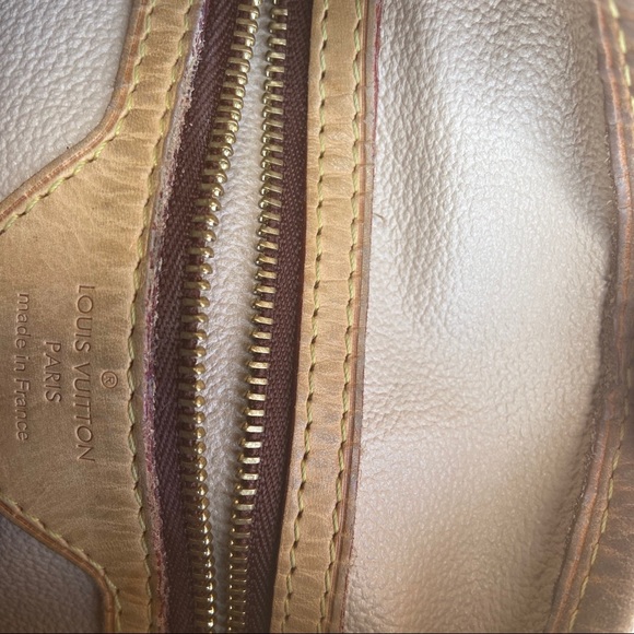 LV Bucket Bag *VINTAGE* - Picture 3 of 6